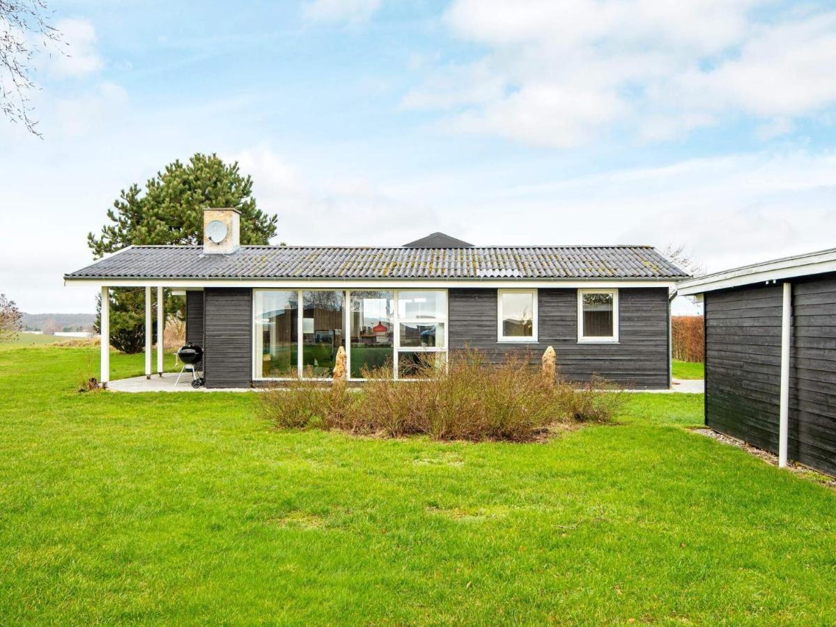 8 Person Holiday Home In Ebeltoft Luaran gambar